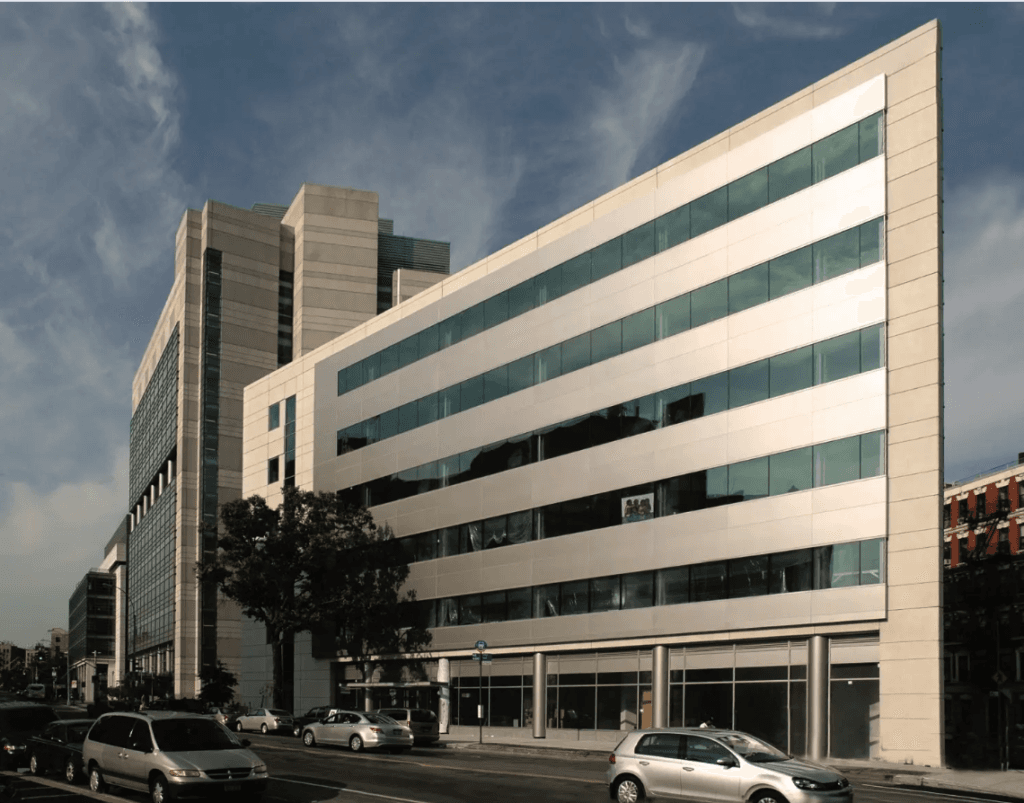 Alianza Triangle Building gallery image 3